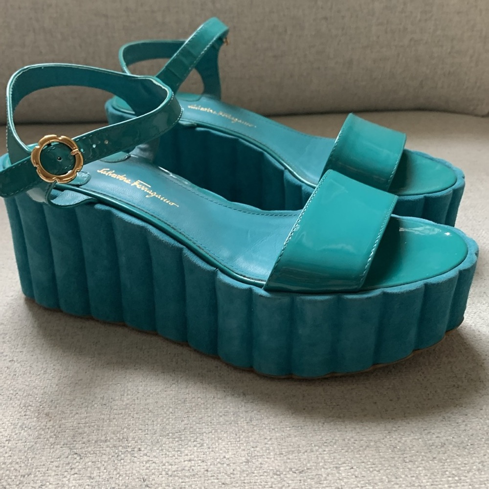 Salvadore Ferragamo sandals 🩴